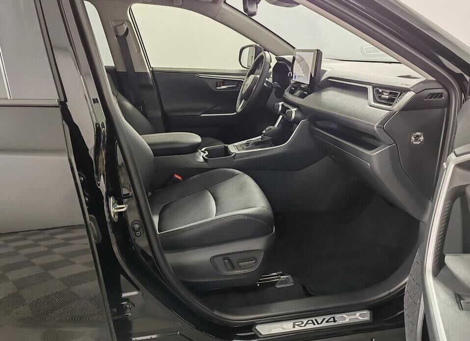 Toyota RAV4, V (XA50) 2.0 CVT (173 л.с.) 4WD