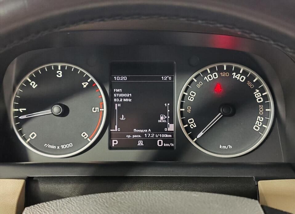 Land Rover Discovery, IV Рестайлинг 3.0d AT (211 л.с.) 4WD