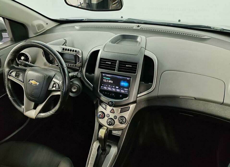 Chevrolet Aveo 1.6 AT (115 л.с.)