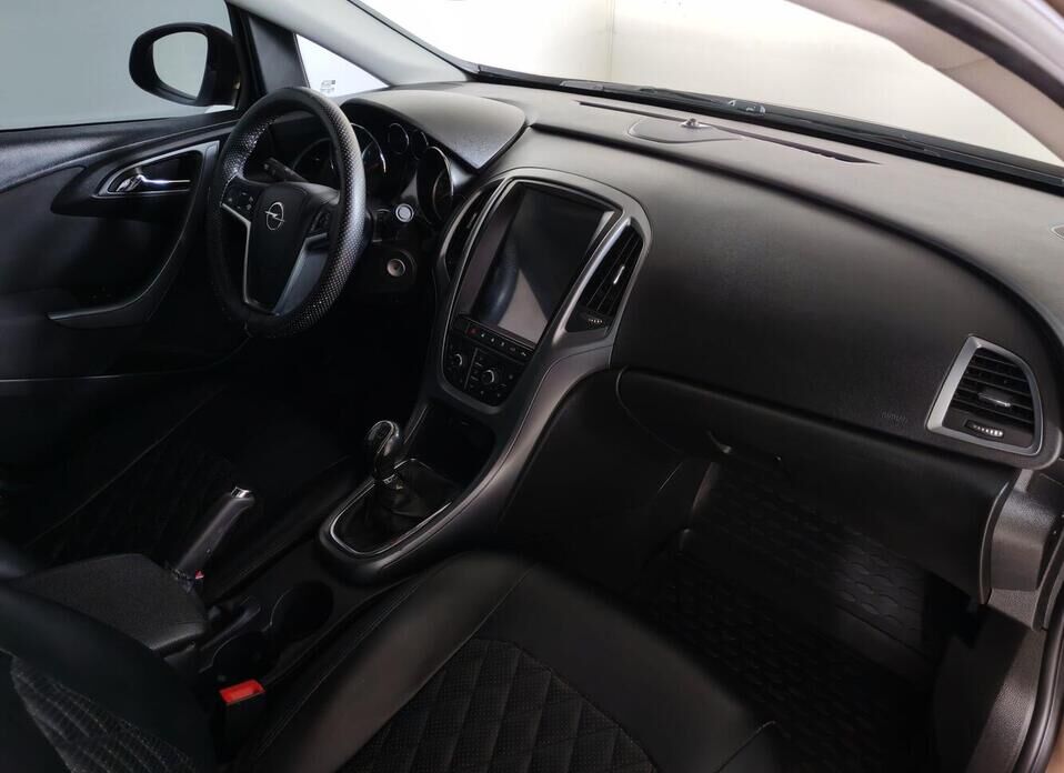 Opel Astra 1.6 MT (115 л.с.)